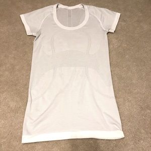 Lululemon 6 Short Sleeve Swiftly